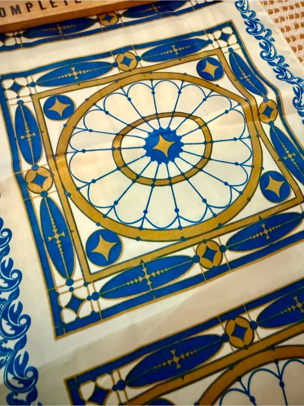 Vintage 80's rectangle scarf